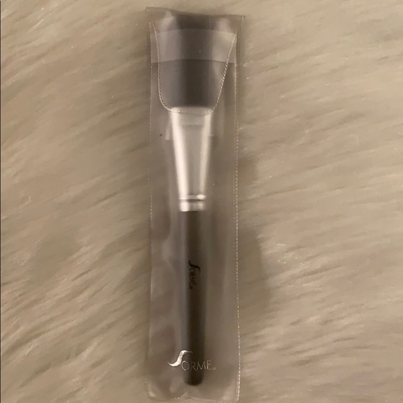 Sorme Super Dome Powder Brush - Picture 2 of 5